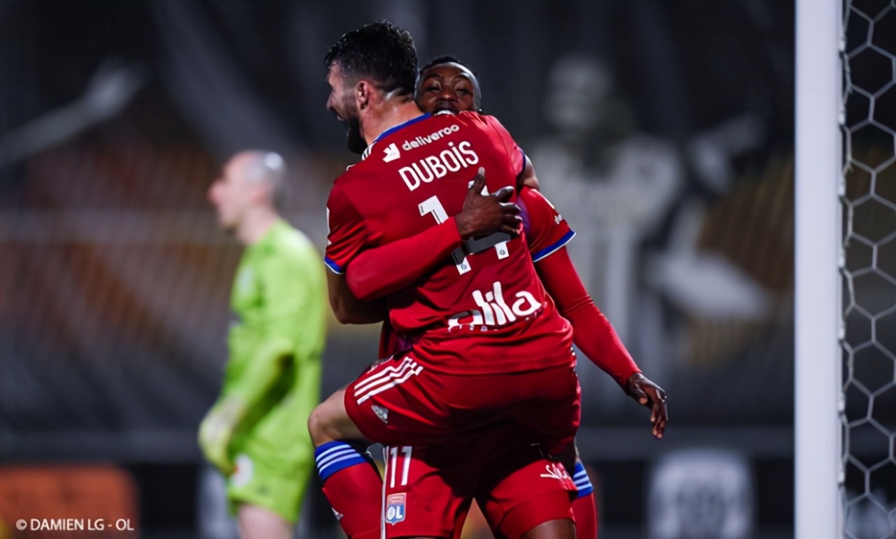 包含埃菲联队保持不败,成为黑马!的词条 包含埃菲联队保持不败,成为黑马!的词条