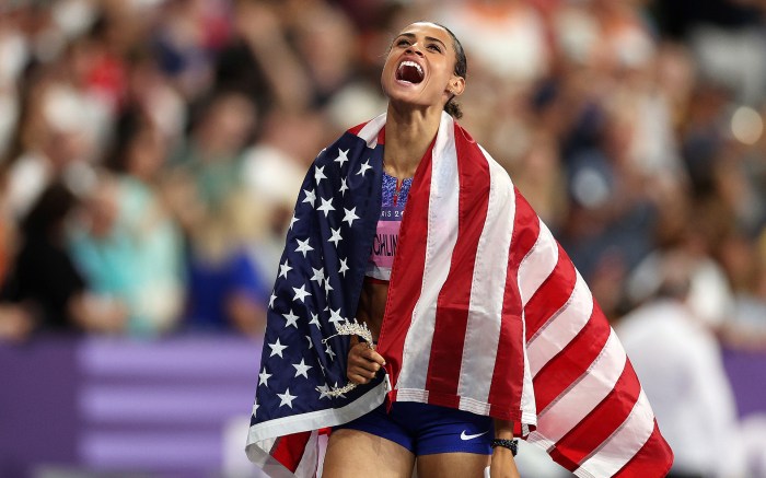 加拿大女子曲棍球队取得惊人胜利 加拿大女子曲棍球队取得惊人胜利