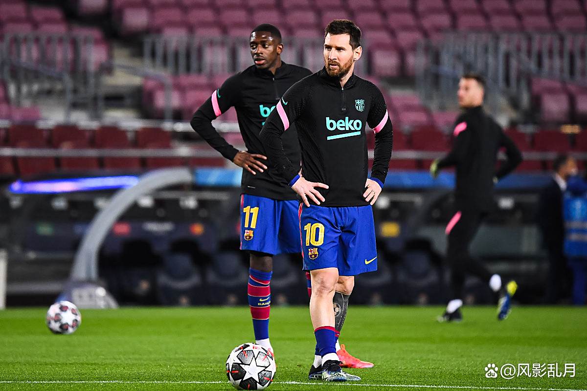 包含佛罗伦萨客场全身而退，迎来连胜的词条