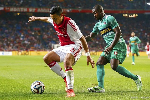 利物浦主场胜阿贾克斯，锁定八强